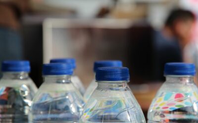 Pratiques de purification d’eaux contaminées en vue de leur commercialisation comme eau « de source » ou « minérale naturelle » en France