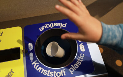 Plastique dans les cantines scolaires : un retour en arrière inacceptable !